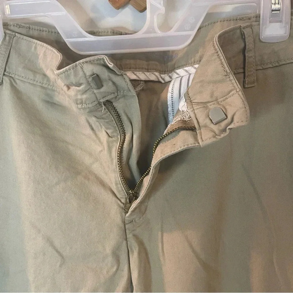 Dickies Crafted for Women slim fit khaki bootcut pants women’s size 18 short - Picture 3 of 9